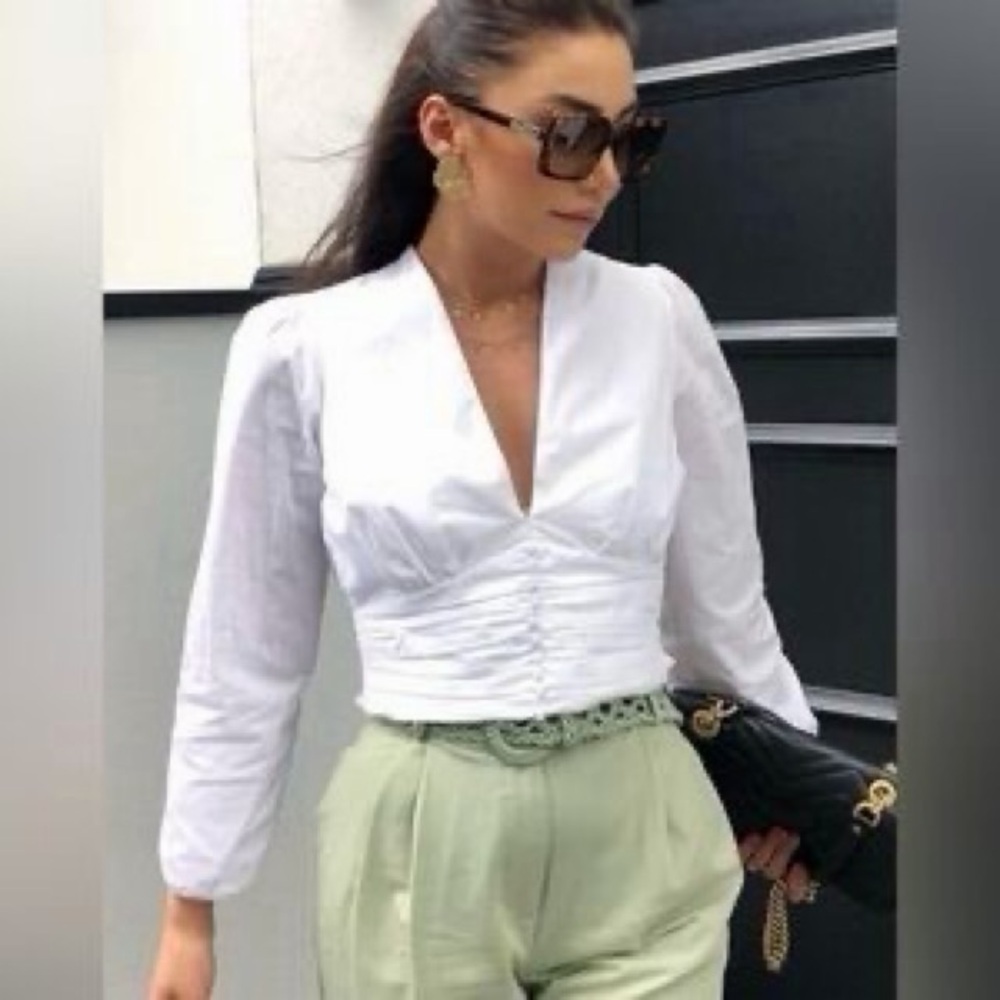 Zara White Button-Front Deep V Blouse - Picture 2 of 6